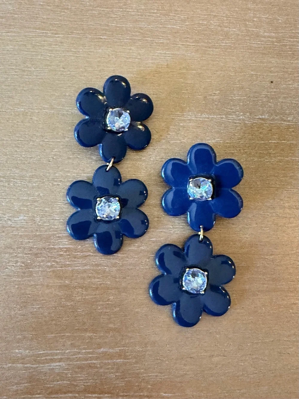 Kate Spade x Target Navy Blue Flower Drop Earrings Crystal Center. Post Back